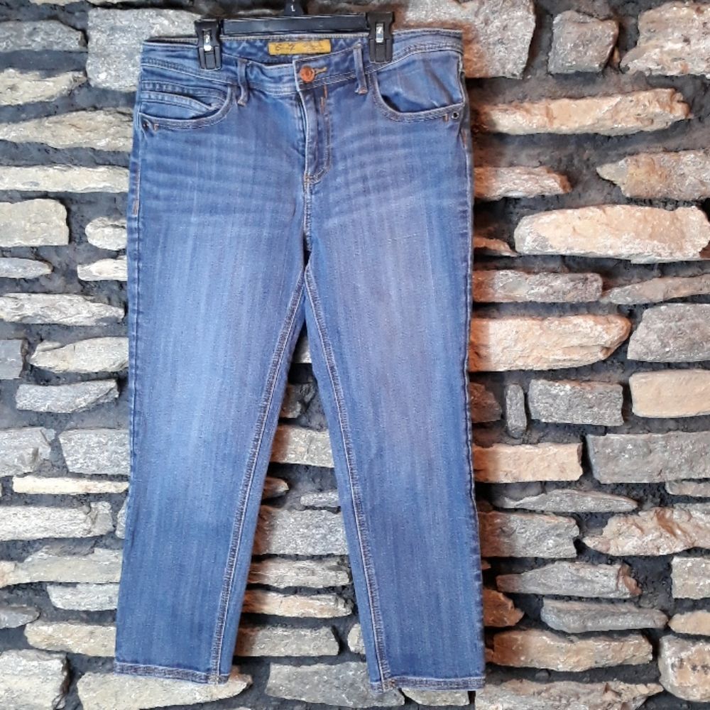 Seven7 denim capri pants sz 8